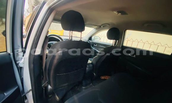 Buy Used Kia Sportage Silver Car in Dakar in Dakar Buy Used Kia Sportage Silver Car in Dakar in Dakar