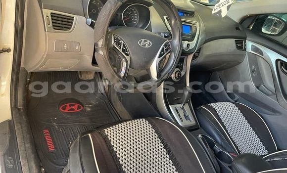 Acheter Occasion Voiture Hyundai Elantra Blanc à Dakar, Dakar Acheter Occasion Voiture Hyundai Elantra Blanc à Dakar, Dakar