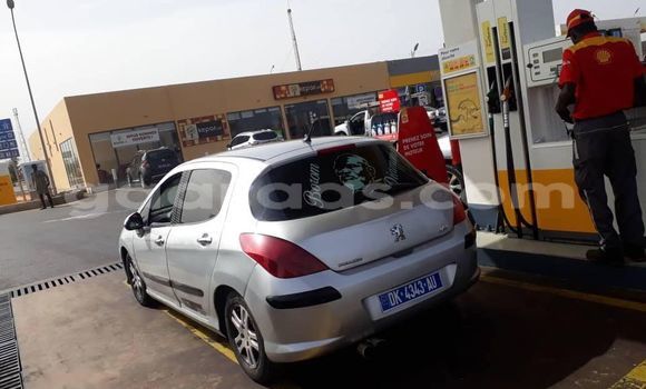 Buy Used Peugeot 308 Silver Car in Dakar in Dakar Buy Used Peugeot 308 Silver Car in Dakar in Dakar