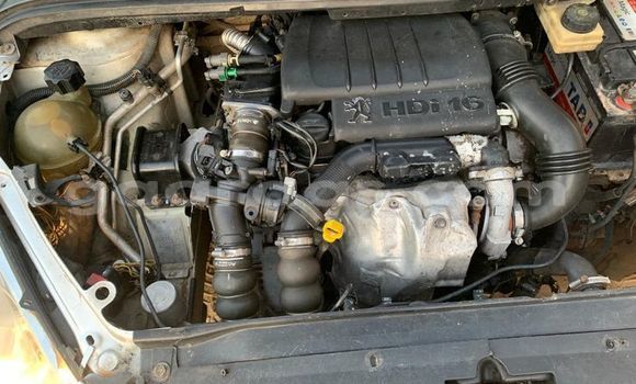 Buy Used Peugeot 207 Silver Car in Dakar in Dakar Buy Used Peugeot 207 Silver Car in Dakar in Dakar