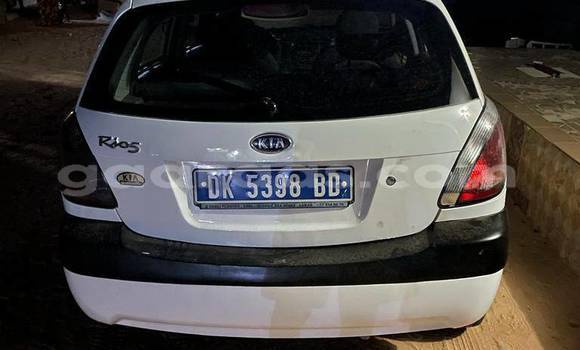 Buy Used Kia Rio White Car in Dakar in Dakar Buy Used Kia Rio White Car in Dakar in Dakar