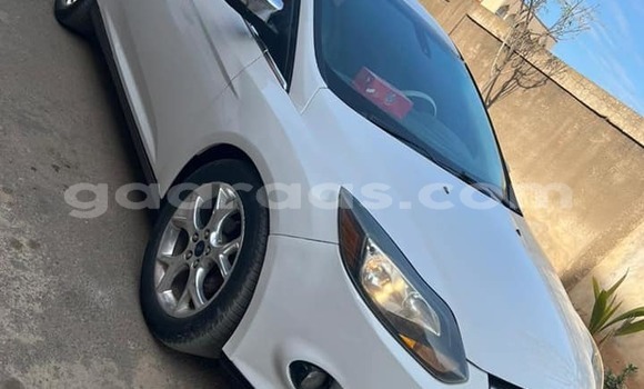 Acheter Occasion Voiture Ford Focus Blanc à Dakar, Dakar Acheter Occasion Voiture Ford Focus Blanc à Dakar, Dakar