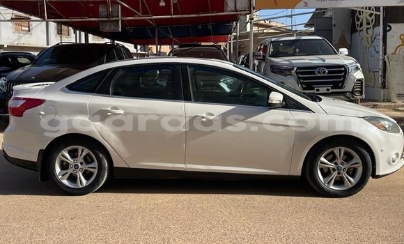 Acheter Occasion Voiture Ford Focus Blanc à Dakar, Dakar Acheter Occasion Voiture Ford Focus Blanc à Dakar, Dakar