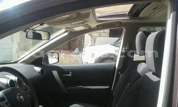 Dieundeu Occasion Nissan Rogue Silver Auto in Dakar in Dakar Dieundeu Occasion Nissan Rogue Silver Auto in Dakar in Dakar