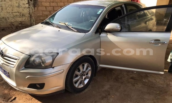 Acheter Occasion Voiture Toyota Avensis Gris à Dakar, Dakar Acheter Occasion Voiture Toyota Avensis Gris à Dakar, Dakar