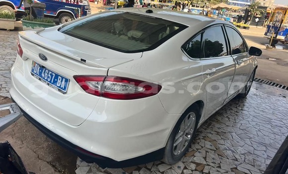 Acheter Occasion Voiture Ford Fusion Blanc à Dakar, Dakar Acheter Occasion Voiture Ford Fusion Blanc à Dakar, Dakar