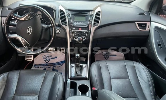 Acheter Occasion Voiture Hyundai Elantra Gris à Dakar, Dakar Acheter Occasion Voiture Hyundai Elantra Gris à Dakar, Dakar