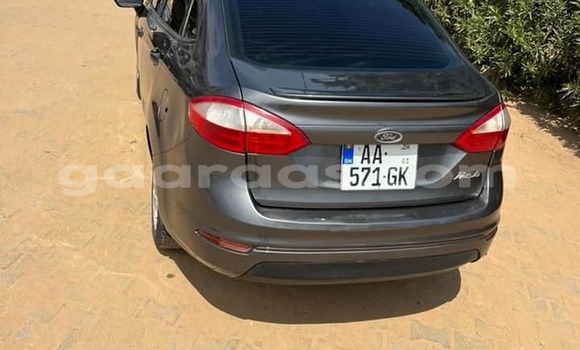Acheter Occasion Voiture Ford Fiesta Noir à Dakar, Dakar Acheter Occasion Voiture Ford Fiesta Noir à Dakar, Dakar