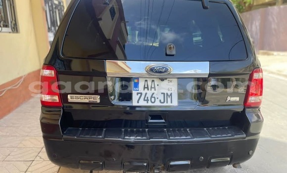 Acheter Occasion Voiture Ford Escape Noir à Dakar, Dakar Acheter Occasion Voiture Ford Escape Noir à Dakar, Dakar