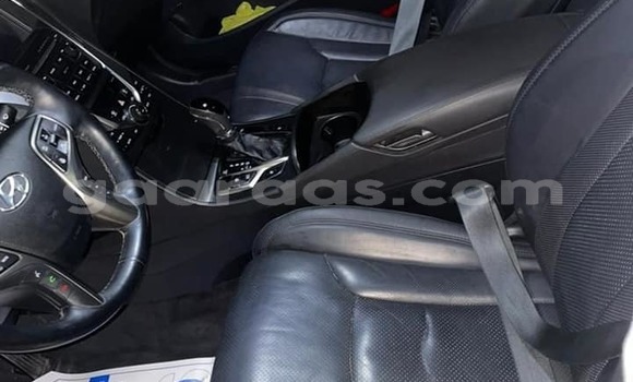 Buy Used Hyundai Grandeur Silver Car in Dakar in Dakar Buy Used Hyundai Grandeur Silver Car in Dakar in Dakar