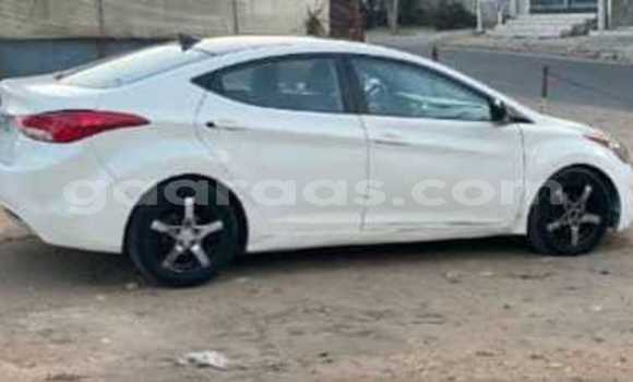 Acheter Occasion Voiture Hyundai Elantra Blanc à Dakar, Dakar Acheter Occasion Voiture Hyundai Elantra Blanc à Dakar, Dakar