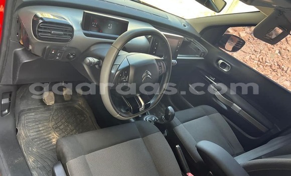 Acheter Occasion Voiture Citroen C4 Rouge à Dakar, Dakar Acheter Occasion Voiture Citroen C4 Rouge à Dakar, Dakar