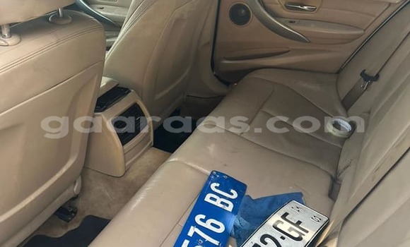 Dieundeu Occasion BMW 3–Series White Auto in Dakar in Dakar Dieundeu Occasion BMW 3–Series White Auto in Dakar in Dakar
