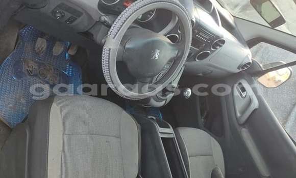 Acheter Occasion Voiture Peugeot Partner Bleu à Dakar, Dakar Acheter Occasion Voiture Peugeot Partner Bleu à Dakar, Dakar