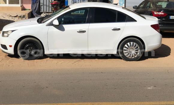 Acheter Neuf Voiture Chevrolet Cruze Blanc à Dakar, Dakar Acheter Neuf Voiture Chevrolet Cruze Blanc à Dakar, Dakar