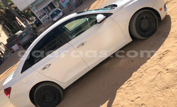 Acheter Neuf Voiture Chevrolet Cruze Blanc à Dakar, Dakar Acheter Neuf Voiture Chevrolet Cruze Blanc à Dakar, Dakar