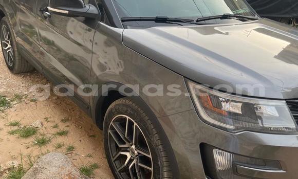 Acheter Occasion Voiture Ford Explorer Sport Trac Gris à Dakar, Dakar Acheter Occasion Voiture Ford Explorer Sport Trac Gris à Dakar, Dakar
