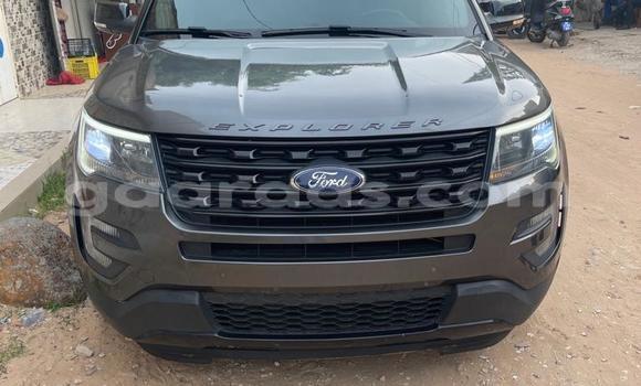 Acheter Occasion Voiture Ford Explorer Sport Trac Gris à Dakar, Dakar Acheter Occasion Voiture Ford Explorer Sport Trac Gris à Dakar, Dakar