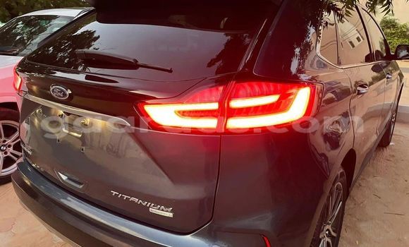 Dieundeu Occasion Ford Edge Blue Auto in Dakar in Dakar Dieundeu Occasion Ford Edge Blue Auto in Dakar in Dakar