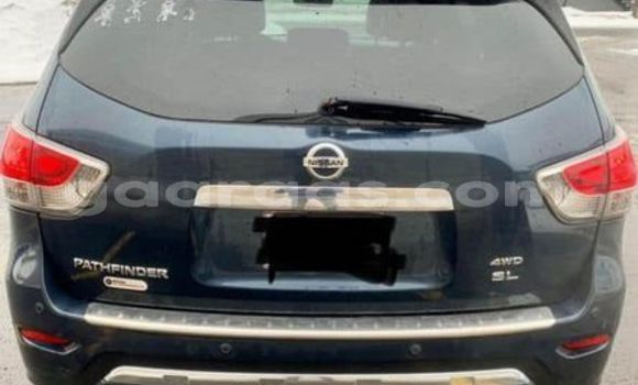 Dieundeu Occasion Nissan Pathfinder Blue Auto in Dakar in Dakar Dieundeu Occasion Nissan Pathfinder Blue Auto in Dakar in Dakar