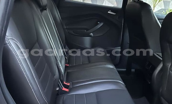 Acheter Occasion Voiture Ford Escape Rouge à Dakar, Dakar Acheter Occasion Voiture Ford Escape Rouge à Dakar, Dakar