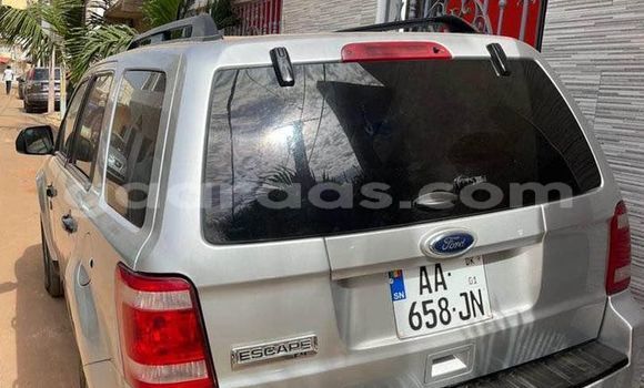 Acheter Occasion Voiture Ford Escape Gris à Dakar, Dakar Acheter Occasion Voiture Ford Escape Gris à Dakar, Dakar