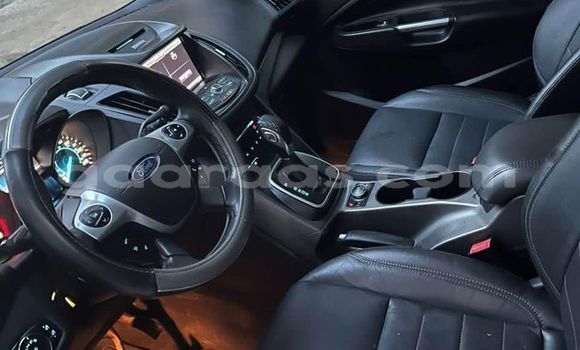 Acheter Occasion Voiture Ford Escape Gris à Dakar, Dakar Acheter Occasion Voiture Ford Escape Gris à Dakar, Dakar