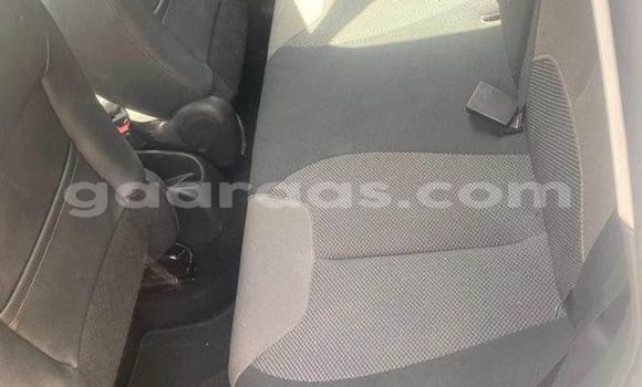 Acheter Occasion Voiture Citroen C3 Blanc à Dakar, Dakar Acheter Occasion Voiture Citroen C3 Blanc à Dakar, Dakar