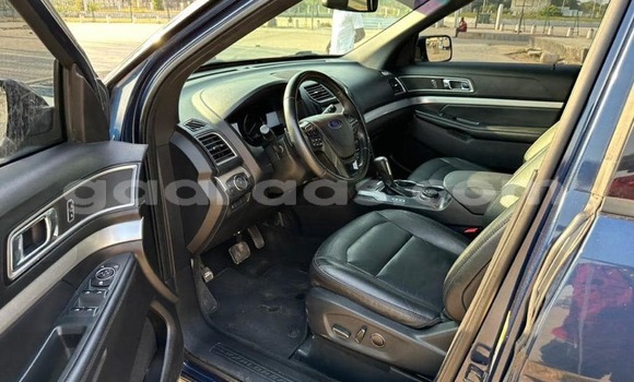 Acheter Occasion Voiture Ford Explorer Bleu à Dakar, Dakar Acheter Occasion Voiture Ford Explorer Bleu à Dakar, Dakar