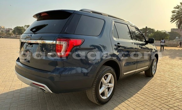 Acheter Occasion Voiture Ford Explorer Bleu à Dakar, Dakar Acheter Occasion Voiture Ford Explorer Bleu à Dakar, Dakar