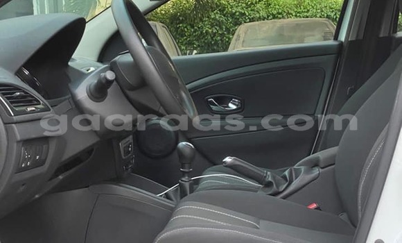 Acheter Occasion Voiture Renault Megane Blanc à Dakar, Dakar Acheter Occasion Voiture Renault Megane Blanc à Dakar, Dakar