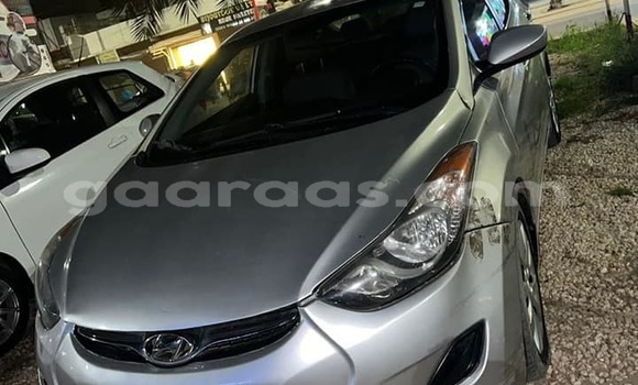 Buy Used Hyundai Elantra Silver Car in Dakar in Dakar