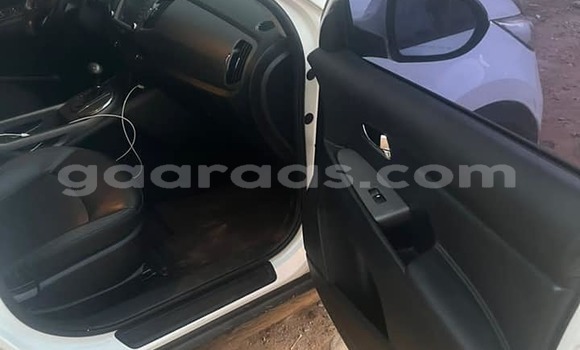 Acheter Occasion Voiture Kia Sportage Blanc à Dakar, Dakar Acheter Occasion Voiture Kia Sportage Blanc à Dakar, Dakar