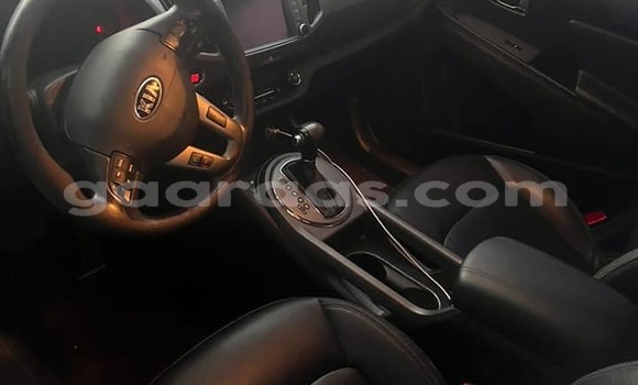 Acheter Occasion Voiture Kia Sportage Blanc à Dakar, Dakar Acheter Occasion Voiture Kia Sportage Blanc à Dakar, Dakar