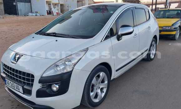 Buy Used Peugeot 3008 White Car in Dakar in Dakar Buy Used Peugeot 3008 White Car in Dakar in Dakar