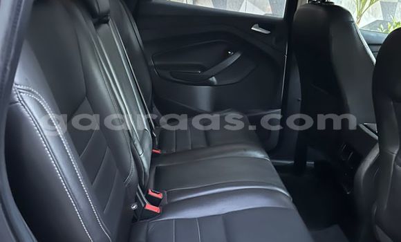 Acheter Occasion Voiture Ford Escape Rouge à Dakar, Dakar Acheter Occasion Voiture Ford Escape Rouge à Dakar, Dakar