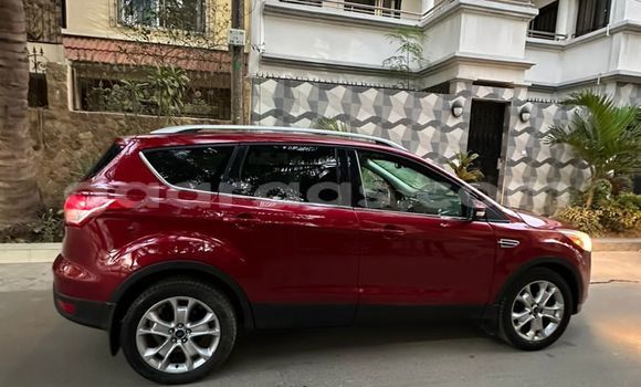 Acheter Occasion Voiture Ford Escape Rouge à Dakar, Dakar Acheter Occasion Voiture Ford Escape Rouge à Dakar, Dakar