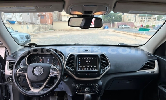 Acheter Occasion Voiture Jeep Cherokee Gris à Dakar, Dakar Acheter Occasion Voiture Jeep Cherokee Gris à Dakar, Dakar