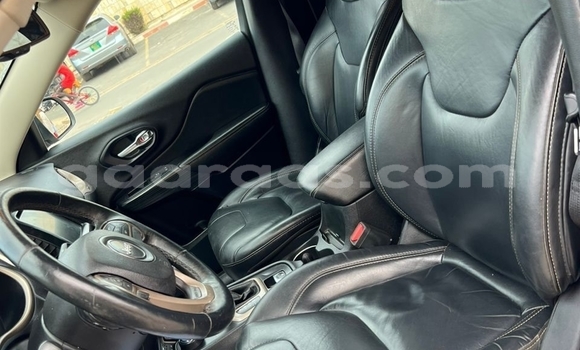 Acheter Occasion Voiture Jeep Cherokee Gris à Dakar, Dakar Acheter Occasion Voiture Jeep Cherokee Gris à Dakar, Dakar