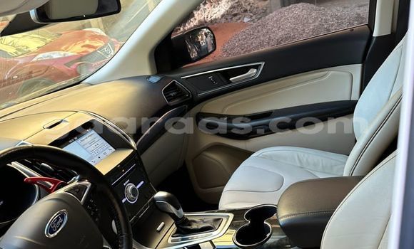 Acheter Occasion Voiture Ford Edge Noir à Dakar, Dakar Acheter Occasion Voiture Ford Edge Noir à Dakar, Dakar