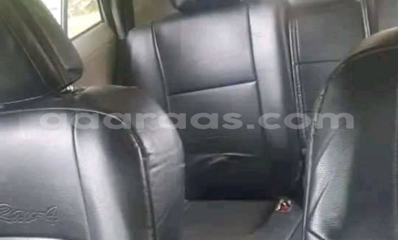 Dieundeu Occasion Toyota RAV4 Silver Auto in Dakar in Dakar Dieundeu Occasion Toyota RAV4 Silver Auto in Dakar in Dakar