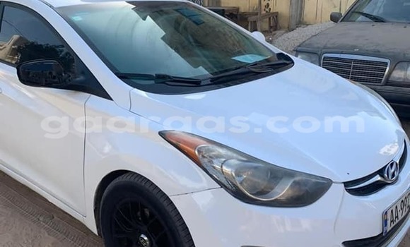 Dieundeu Occasion Hyundai Elantra White Auto in Dakar in Dakar Dieundeu Occasion Hyundai Elantra White Auto in Dakar in Dakar
