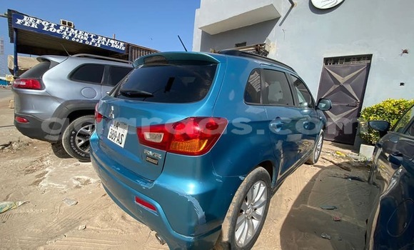 Dieundeu Occasion Mitsubishi RVR Blue Auto in Dakar in Dakar Dieundeu Occasion Mitsubishi RVR Blue Auto in Dakar in Dakar
