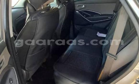 Acheter Occasion Voiture Hyundai Santa Fe Gris à Dakar, Dakar Acheter Occasion Voiture Hyundai Santa Fe Gris à Dakar, Dakar