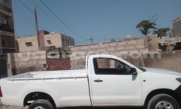 Dieundeu Occasion Toyota Hilux White Auto in Dakar in Dakar Dieundeu Occasion Toyota Hilux White Auto in Dakar in Dakar