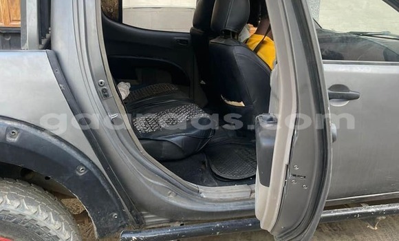 Dieundeu Occasion Mitsubishi L200 Black Auto in Dakar in Dakar Dieundeu Occasion Mitsubishi L200 Black Auto in Dakar in Dakar