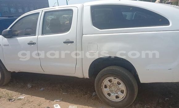 Acheter Occasion Voiture Toyota Hilux Blanc à Dakar, Dakar Acheter Occasion Voiture Toyota Hilux Blanc à Dakar, Dakar