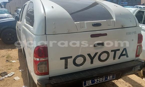 Acheter Occasion Voiture Toyota Hilux Blanc à Dakar, Dakar Acheter Occasion Voiture Toyota Hilux Blanc à Dakar, Dakar