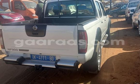 Dieundeu Occasion Nissan Hardbody White Auto in Dakar in Dakar Dieundeu Occasion Nissan Hardbody White Auto in Dakar in Dakar
