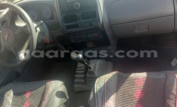 Dieundeu Occasion Nissan Hardbody White Auto in Dakar in Dakar Dieundeu Occasion Nissan Hardbody White Auto in Dakar in Dakar
